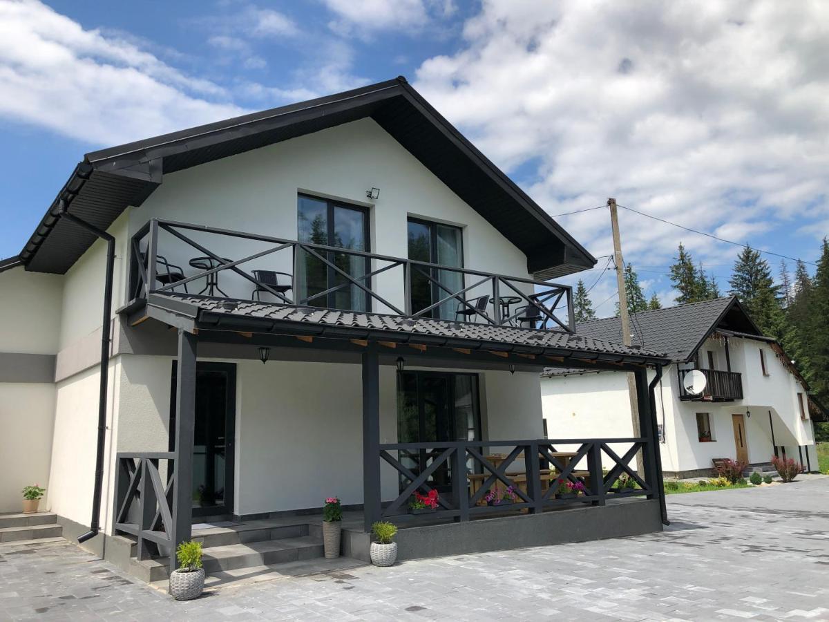 U Anastasii I Sofii Bilya Richki Guest House Mykulychyn Ngoại thất bức ảnh